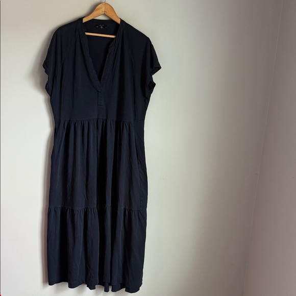 ME+EM Open Collar Tiered Maxi Dress in Navy 12 - Picture 2 of 13